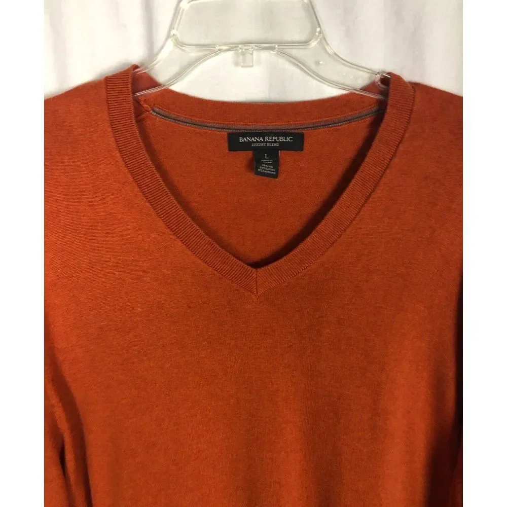 Banana Republic‎ Luxury Blend Men's Long Sleeve Sweater Size L Orange Silk Blend